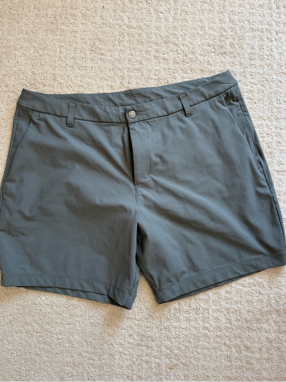 Men’s Lululemon Athletica 7” Casual Golf Shorts